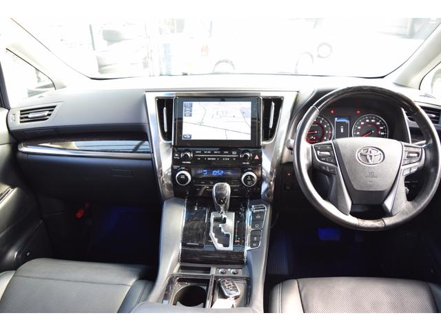 ヴェルファイア ２．５Ｚ　Ｇエディション　本革シート／ＪＢＬナビ／１２型フリップダウンモニター／サンルーフ／電動リアゲート／シートヒーター／ベンチレーション／ＡＣ１００Ｖ／モデリスタエアロ／ＴＲＤマフラー／ＴＲＤリアアンダー／シグネチャー（45枚目）