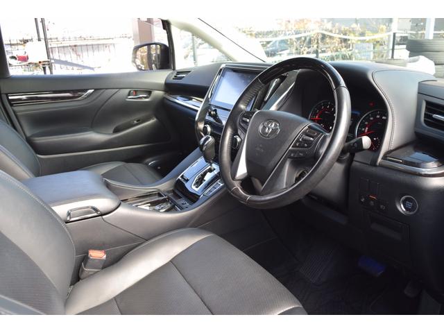 ヴェルファイア ２．５Ｚ　Ｇエディション　本革シート／ＪＢＬナビ／１２型フリップダウンモニター／サンルーフ／電動リアゲート／シートヒーター／ベンチレーション／ＡＣ１００Ｖ／モデリスタエアロ／ＴＲＤマフラー／ＴＲＤリアアンダー／シグネチャー（46枚目）