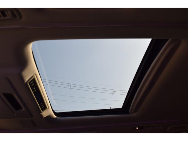 ヴェルファイア ２．５Ｚ　Ｇエディション　本革シート／ＪＢＬナビ／１２型フリップダウンモニター／サンルーフ／電動リアゲート／シートヒーター／ベンチレーション／ＡＣ１００Ｖ／モデリスタエアロ／ＴＲＤマフラー／ＴＲＤリアアンダー／シグネチャー（56枚目）