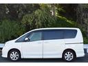【展示車両について】当店では低価格を実現させる取り組みとしまして微細な傷などはあえて修理せずに展示している場合がございます。お客様ご要望に合わせた外装仕上げを実施いたします。