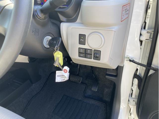 ミライース Ｘ　ＳＡＩＩＩ　１４インチフルホイールキャップ　ＬＥＤヘッドランプ　電動格納式（カラード）ドアミラー　自発光式デジタルメーターブルーイルミネーションメーター　マニュアルエアコン（ダイヤル式）　キーレスエントリー（13枚目）