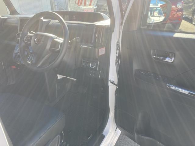 タント カスタムＸ　１４インチアルミホイール　大型エアロバンパー　フルＬＥＤヘッドランプ　オート格納式カラードドアミラー　両側パワースライドドア　キーフリーシステム　プッシュボタンスタート（11枚目）