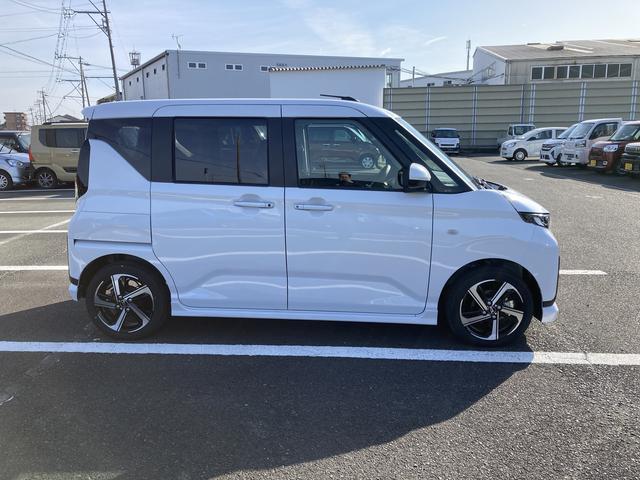 ムーヴ ＲＳ　キーフリーシステム　プッシュボタンスタート　ＬＥＤヘッドライト　１５インチアルミホイール　両側パワースライドドア　カラーマルチインフォメーションディスプレイ（5枚目）