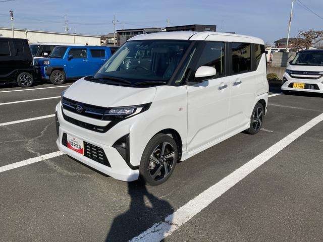 ムーヴ ＲＳ　キーフリーシステム　プッシュボタンスタート　ＬＥＤヘッドライト　１５インチアルミホイール　両側パワースライドドア　カラーマルチインフォメーションディスプレイ（6枚目）