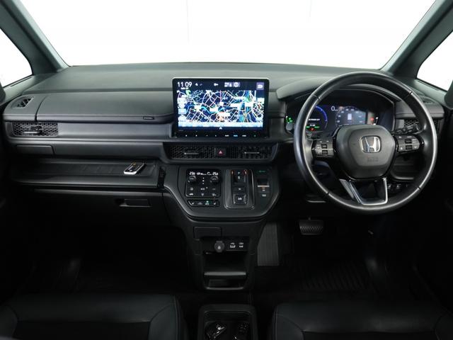 ステップワゴン ｅ：ＨＥＶスパーダ　１オ－ナ－ナビＤレコＲカメＥＴＣ両電扉ＢＴ地デジ（8枚目）