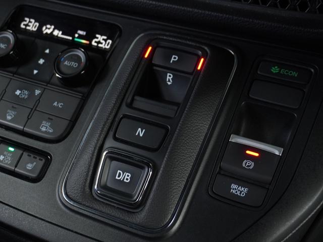 ステップワゴン ｅ：ＨＥＶスパーダ　１オ－ナ－ナビＤレコＲカメＥＴＣ両電扉ＢＴ地デジ（68枚目）