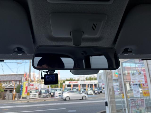 スペーシアカスタム ＴＳ　レーダーブレーキサポート装着車　ワンオーナー車・ターボ車・Ｂｌｕｅｔｏｏｔｈ対応純正ナビ・フルセグ・前後ドラレコ・ＥＴＣ・レーダーブレーキサポート・両側パワースライドドア・純正エアロ・純正アルミ（20枚目）