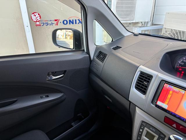 ムーヴ カスタム　ＲＳ　純ナビ　フルセグＴＶ　ＤＶＤ再生　バックモニター　ＥＴＣ　プッシュスタート＆スマートキーシステム　リア３面フィルム施工（10枚目）