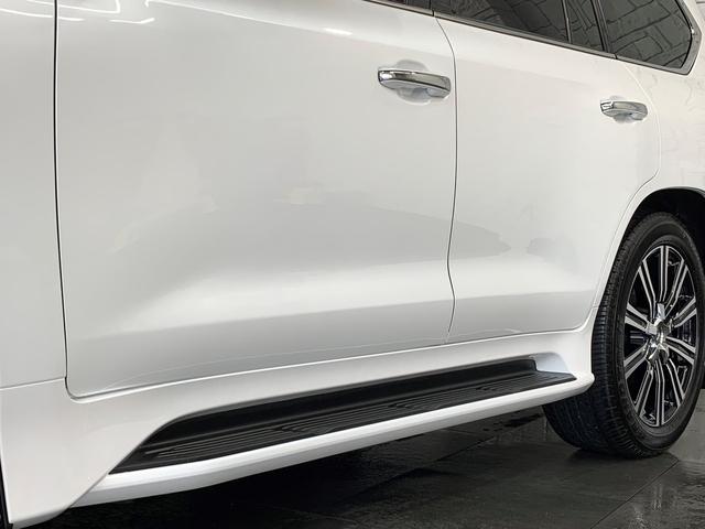 LX570 H29年9月登録後期モデル 新品取付モデリスタエアロKIT 新品取付モデリスタスポーツマフラー マークレビンソンサウンド OP21AW 本革ベンチレーター サンルーフ 電動バックゲート ETC2.0(39枚目)