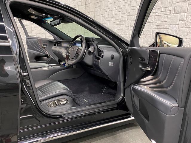 LS500h エグゼクティブ レクサスセーフティプラス マークレビンソンサウンド Rエンターテイメントシステム デジタルインナーミラー 純正オプション20AW 360度パノラマカメラ 後席マッサージシート PWトランク ETC(62枚目)