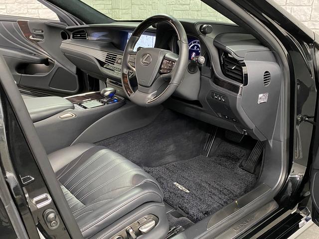 LS500h エグゼクティブ レクサスセーフティプラス マークレビンソンサウンド Rエンターテイメントシステム デジタルインナーミラー 純正オプション20AW 360度パノラマカメラ 後席マッサージシート PWトランク ETC(63枚目)