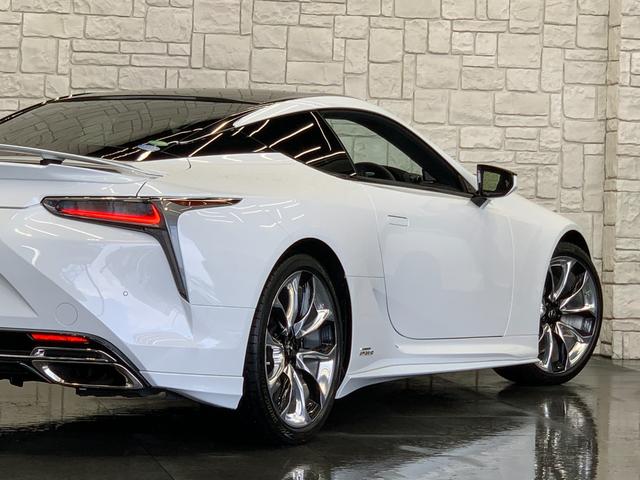 ＬＣ ＬＣ５００ｈ　Ｓパッケージ　走行７１００キロ／１オーナー／禁煙／ＬＥＸＵＳセーフティシステム＋／寒冷地仕様車／ＴＲＤエアロ／ＴＲＤウイング／アルカンターラ＋本革シート／ＣＦＲＰルーフ／ＯＰ鍛造２１ＡＷ／ＬＥＤヘッド／ＥＴＣ２．０（14枚目）