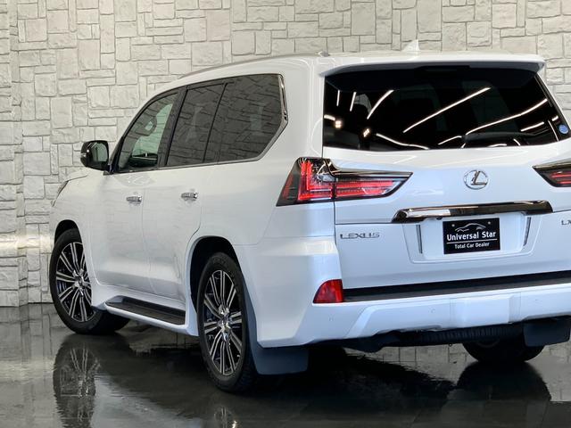 ＬＸ ＬＸ５７０ブラックシークエンス　１オーナー／禁煙／屋内保管車／ＬＥＸＵＳセーフティシステム＋／Ｒエンターテイメントシステム／セミアニリン本革シート／サンルーフ／３６０度パノラマカメラ／ＣＯＯＬＢＯＸ冷蔵庫／ＥＴＣ２．０／電動Ｒゲート（45枚目）