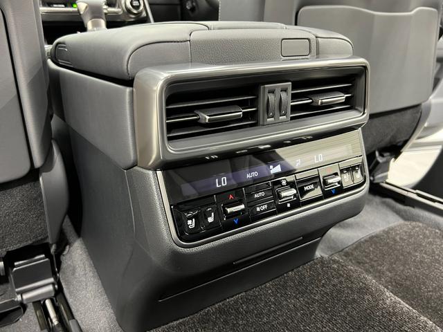 ＬＸ ＬＸ６００　ＬＥＸＵＳセーフティシステム＋／１オーナー／禁煙／屋内保管車／ＯＰ２０ＡＷ／本革／サンルーフ／３６０度パノラマカメラ／Ｄインナーミラー／ＣＯＯＬＢＯＸ／置くだけ充電／電動格納サードシート／ＥＴＣ２．０（78枚目）