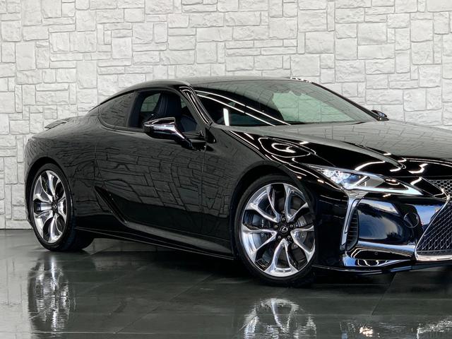 ＬＣ５００ｈ　Ｓパッケージ　ＬＥＸＵＳセーフティシステム＋／１オーナー／禁煙車／屋内保管車／マークレビンソン３Ｄサウンド／ＴＲＤエアロ／純正ＯＰ２１ＡＷ／ＣＦＲＰルーフ／電動ウイング／カラーヘッドアップディスプレイ／ＥＴＣ２．０(45枚目)