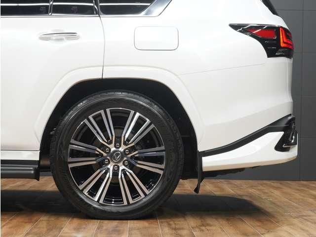 ＬＸ ＬＸ６００　ＬＥＸＵＳセーフティシステム／１オーナー／禁煙／屋内保管／モデリスタエアロ＆ステップ／ＯＰ２２ＡＷ／マークレビンソン／Ｒエンター／本革／ＳＲ／パノラマビューカメラ／インナーミラー／置くだけ充電／ＥＴＣ（32枚目）