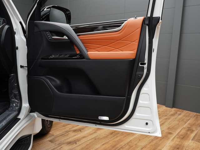 ＬＸ ＬＸ５７０ブラックシークエンス　後期モデル／ＬＥＸＵＳセーフティシステム＋Ａ／１オーナー／禁煙／屋内保管／モデリスタエアロ＆マフラー／ＯＰ２１インチＡＷ／Ｒエンターテイメント／本革／ＳＲ／ＣＯＯＬＢＯＸ／パノラマビューカメラ／ＥＴＣ（64枚目）