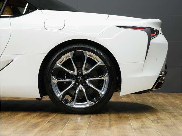 ＬＣ ＬＣ５００　コンバーチブル　ＬＥＸＵＳセーフティシステム＋Ａ／１オーナー車／禁煙車／屋内保管車／新品純正フロアマット／ＴＲＤパフォーマンスダンパー／ＯＰ鍛造２１ＡＷ／ウインドスクリーン／オーカー本革ベンチレーター／ＨＵＤ／ＥＴＣ（31枚目）