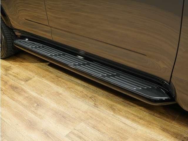 ＬＸ ＬＸ６００　オフロード　ＵＮＩＶＥＲＳＡＬＤＥＳＩＧＮコンプリートカスタム車両（エアロ／オーバーフェンダー／リアウイング／２４インチＡＷ）／１オーナー／禁煙／屋内保管／本革／ＳＲ／マクレビ／Ｒエンター／ＣＯＯＬＢＯＸ／ＥＴＣ（46枚目）
