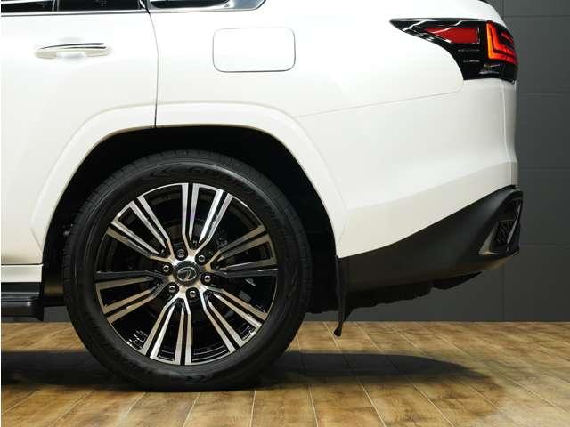 ＬＸ ＬＸ６００　ＬＥＸＵＳセーフティシステム／１オーナー／禁煙／屋内保管／Ｆスポーツ仕様（純正部品）／ＯＰ２２ＡＷ／マクレビ／Ｒエンター／本革／ＳＲ／パノラマビューカメラ／インナーミラー／置くだけ充電／冷蔵庫／ＥＴＣ（30枚目）