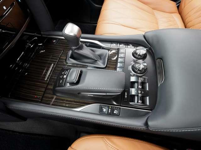 ＬＸ ＬＸ５７０ブラックシークエンス　令和３年１１月最終後期モデル／ＬＥＸＵＳセーフティシステム＋／モデリスタエアロ／ＯＰ２１ＩＮホイール／パノラマビューカメラ／本革（冷温機能付）／ＳＲ／ＣＯＯＬＢＯＸ／ＨＵＤ／ＥＴＣ２．０／Ｐバックドア（70枚目）