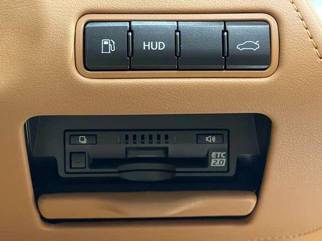 ＬＣ ＬＣ５００　コンバーチブル　令和５年後期モデル／走行２０００キロ／１オーナー車／禁煙車／屋内保管車／マークレビンソン／純正ＯＰ２１インチ鍛造ホイール／茶本革シート（冷温機能付）／アルカンターラメーターフード／ＨＵＤ／ＥＴＣ２．０（17枚目）