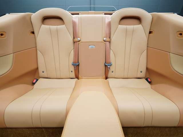 ＬＣ ＬＣ５００　コンバーチブル　令和５年後期モデル／走行２０００キロ／１オーナー車／禁煙車／屋内保管車／マークレビンソン／純正ＯＰ２１インチ鍛造ホイール／茶本革シート（冷温機能付）／アルカンターラメーターフード／ＨＵＤ／ＥＴＣ２．０（20枚目）