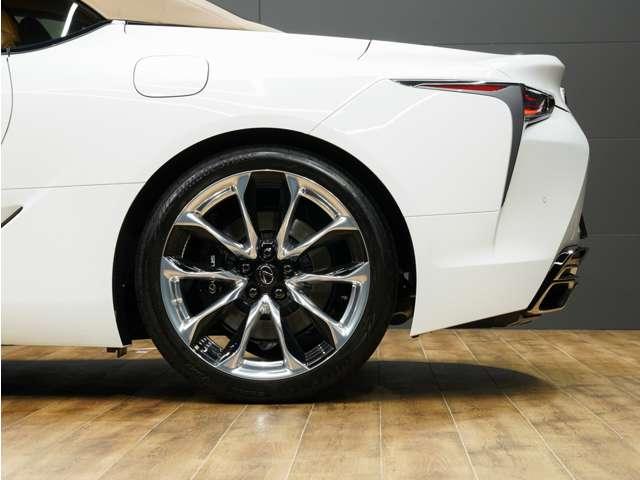 ＬＣ ＬＣ５００　コンバーチブル　令和５年後期モデル／走行２０００キロ／１オーナー車／禁煙車／屋内保管車／マークレビンソン／純正ＯＰ２１インチ鍛造ホイール／茶本革シート（冷温機能付）／アルカンターラメーターフード／ＨＵＤ／ＥＴＣ２．０（28枚目）