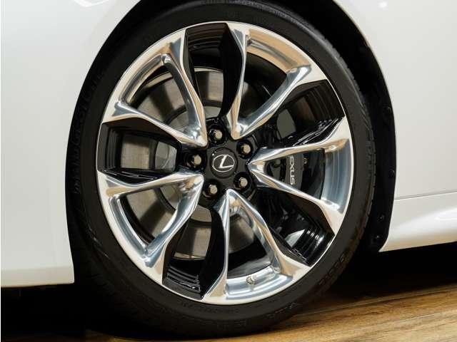 ＬＣ ＬＣ５００　コンバーチブル　令和５年後期モデル／走行２０００キロ／１オーナー車／禁煙車／屋内保管車／マークレビンソン／純正ＯＰ２１インチ鍛造ホイール／茶本革シート（冷温機能付）／アルカンターラメーターフード／ＨＵＤ／ＥＴＣ２．０（36枚目）