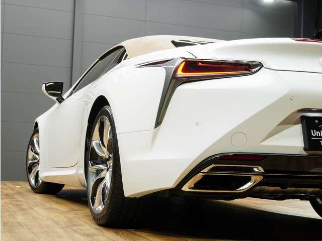 ＬＣ ＬＣ５００　コンバーチブル　令和５年後期モデル／走行２０００キロ／１オーナー車／禁煙車／屋内保管車／マークレビンソン／純正ＯＰ２１インチ鍛造ホイール／茶本革シート（冷温機能付）／アルカンターラメーターフード／ＨＵＤ／ＥＴＣ２．０（49枚目）