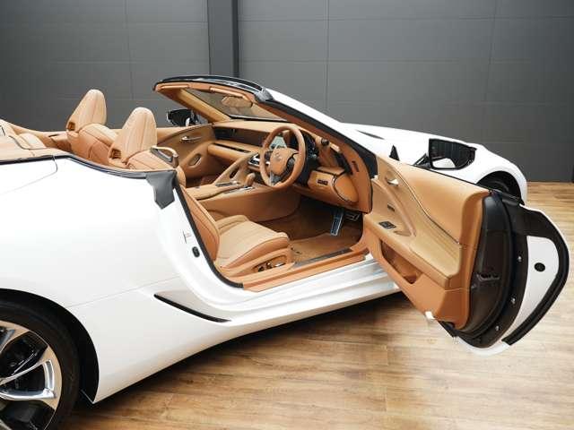 ＬＣ ＬＣ５００　コンバーチブル　令和５年後期モデル／走行２０００キロ／１オーナー車／禁煙車／屋内保管車／マークレビンソン／純正ＯＰ２１インチ鍛造ホイール／茶本革シート（冷温機能付）／アルカンターラメーターフード／ＨＵＤ／ＥＴＣ２．０（60枚目）