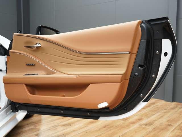 ＬＣ ＬＣ５００　コンバーチブル　令和５年後期モデル／走行２０００キロ／１オーナー車／禁煙車／屋内保管車／マークレビンソン／純正ＯＰ２１インチ鍛造ホイール／茶本革シート（冷温機能付）／アルカンターラメーターフード／ＨＵＤ／ＥＴＣ２．０（64枚目）