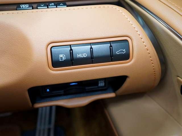 ＬＣ ＬＣ５００　コンバーチブル　令和５年後期モデル／走行２０００キロ／１オーナー車／禁煙車／屋内保管車／マークレビンソン／純正ＯＰ２１インチ鍛造ホイール／茶本革シート（冷温機能付）／アルカンターラメーターフード／ＨＵＤ／ＥＴＣ２．０（71枚目）