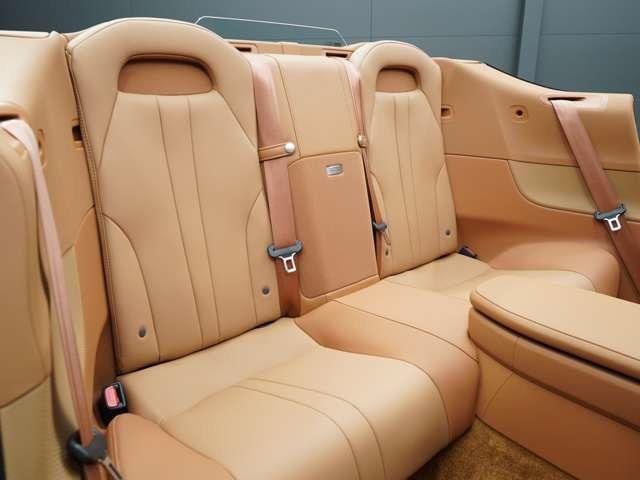 ＬＣ ＬＣ５００　コンバーチブル　令和５年後期モデル／走行２０００キロ／１オーナー車／禁煙車／屋内保管車／マークレビンソン／純正ＯＰ２１インチ鍛造ホイール／茶本革シート（冷温機能付）／アルカンターラメーターフード／ＨＵＤ／ＥＴＣ２．０（78枚目）