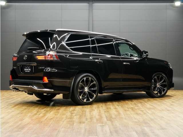 ＬＸ ＬＸ５７０ブラックシークエンス　特別仕様車／後期／ＬＥＸＵＳセーフティシステム＋／モデリスタエアロ／ＷＡＬＤ２２ＩＮホイール／パノラマビューカメラ／茶本革（冷温機能付）／サンルーフ／ＣＯＯＬＢＯＸ／ＨＵＤ／ＥＴＣ２．０／Ｐバックドア（14枚目）