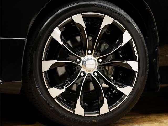 ＬＸ ＬＸ５７０ブラックシークエンス　特別仕様車／後期／ＬＥＸＵＳセーフティシステム＋／モデリスタエアロ／ＷＡＬＤ２２ＩＮホイール／パノラマビューカメラ／茶本革（冷温機能付）／サンルーフ／ＣＯＯＬＢＯＸ／ＨＵＤ／ＥＴＣ２．０／Ｐバックドア（38枚目）