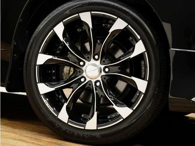 ＬＸ ＬＸ５７０ブラックシークエンス　特別仕様車／後期／ＬＥＸＵＳセーフティシステム＋／モデリスタエアロ／ＷＡＬＤ２２ＩＮホイール／パノラマビューカメラ／茶本革（冷温機能付）／サンルーフ／ＣＯＯＬＢＯＸ／ＨＵＤ／ＥＴＣ２．０／Ｐバックドア（46枚目）