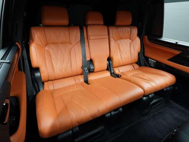 ＬＸ ＬＸ５７０ブラックシークエンス　特別仕様車／後期／ＬＥＸＵＳセーフティシステム＋／モデリスタエアロ／ＷＡＬＤ２２ＩＮホイール／パノラマビューカメラ／茶本革（冷温機能付）／サンルーフ／ＣＯＯＬＢＯＸ／ＨＵＤ／ＥＴＣ２．０／Ｐバックドア（79枚目）