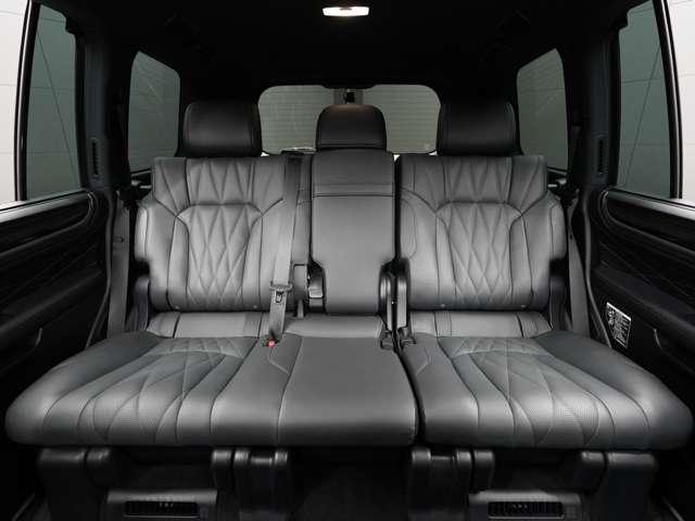 ＬＸ ＬＸ５７０ブラックシークエンス　令和３年４月最終後期モデル／ＬＥＸＵＳセーフティシステム＋／モデリスタエアロ／ＯＰ２１ＩＮホイール／パノラマビューカメラ／黒本革（冷温機能付）／ＳＲ／ＣＯＯＬＢＯＸ／ＨＵＤ／ＥＴＣ２．０／Ｐバックドア（20枚目）
