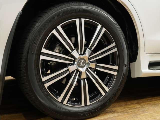 ＬＸ ＬＸ５７０ブラックシークエンス　令和３年４月最終後期モデル／ＬＥＸＵＳセーフティシステム＋／モデリスタエアロ／ＯＰ２１ＩＮホイール／パノラマビューカメラ／黒本革（冷温機能付）／ＳＲ／ＣＯＯＬＢＯＸ／ＨＵＤ／ＥＴＣ２．０／Ｐバックドア（58枚目）