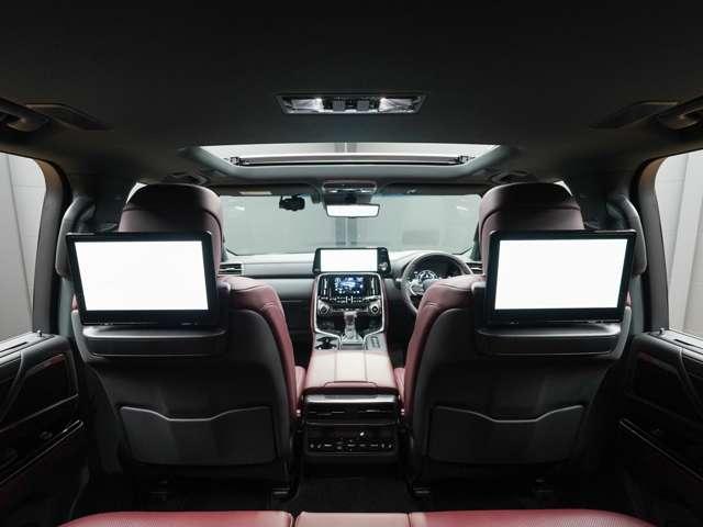 ■モデリスタエアロ（Ｆ／Ｒ）■モデリスタ２２インチホイール■マークレビンソン３Ｄサウンド■後席エンターテイメント■後席モニター×２■ＨＤＭＩポート■ＬＥＤヘッドライト■ＬＥＤシーケンシャルウインカー