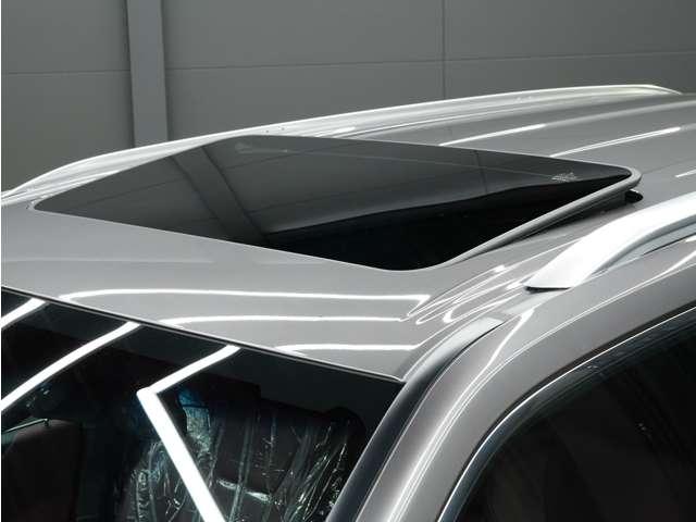 当店では【自社板金塗装工場】も完備！板金塗装全般、エアロの取付、その他のカスタムのご相談もお受けさせて頂きます！ご納車後に万が一のトラブルにも、柔軟にご対応できますので、是非ご活用下さいませ♪