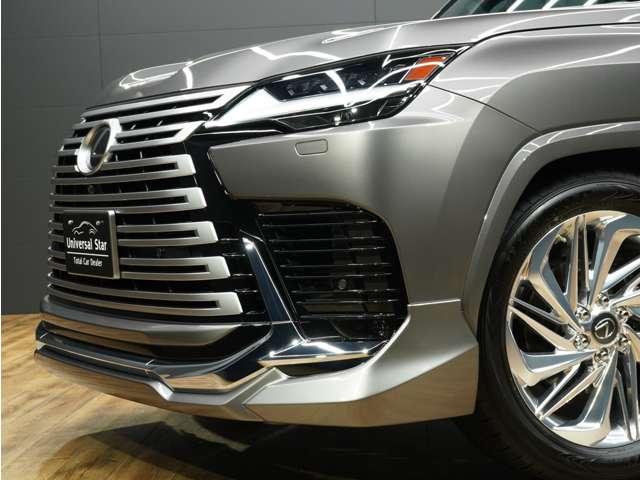 当店はレクサス車をメインにトヨタ車、外車を、常時１００台程の在庫車を所有しております！ご来店前には必ずご連絡をお願いしております！ご来店予約、在庫確認は【０７２−２６７−７２２２】までお願い致します！