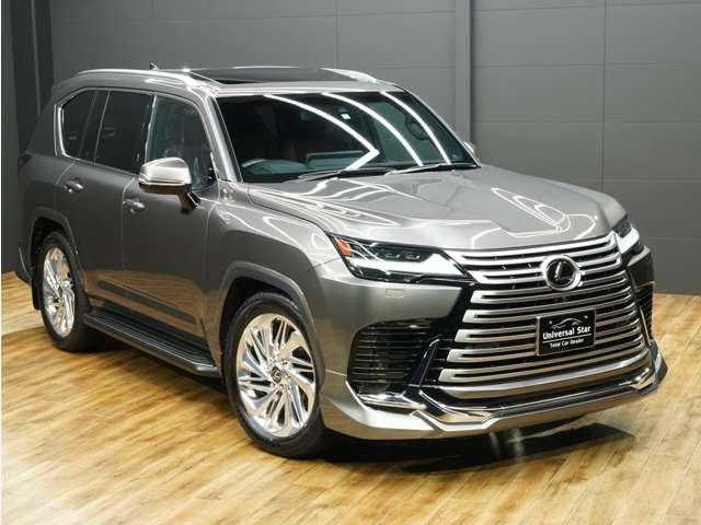 当社ではお客様のあらゆるご要望に応えられるように【自社カスタム工場】を完備！、大口径ホイールの組み替えも可能なタイヤチェンジャーを備えておりますので、インチアップをご検討のお客様はどうぞご相談下さい！