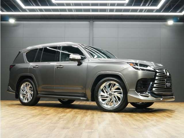 当社ではカスタムにも力入れております！オリジナルエアロ、ホイールをはじめ、当社オリジナルコンプリートカーの製作、その他にも社外ホイール、モデリスタエアロ、ＴＲＤエアロ、何でもご相談下さい！