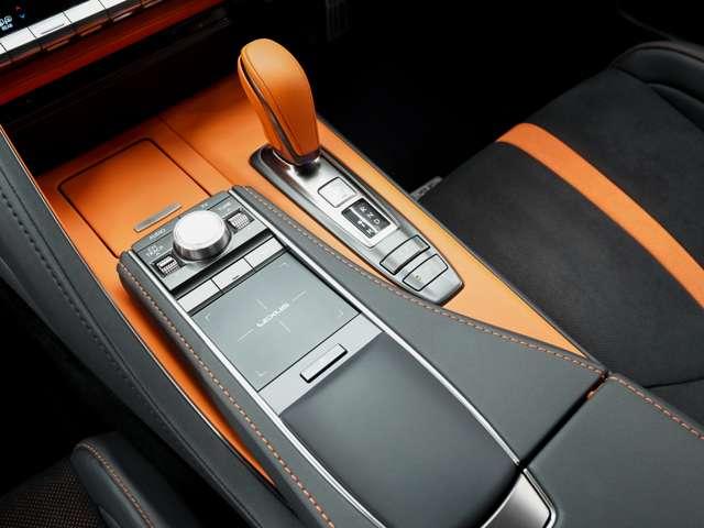 LC LC500 Sパッケージ 令和4年11月後期モデル/走行3200キロ/1オーナー車/禁煙車/屋内保管/LEXUSセーフティシステム+/オレンジ内装/OP21in鍛造ホイール/CFRPルーフ/トルセンLSD/HUD/ETC2.0(15枚目)