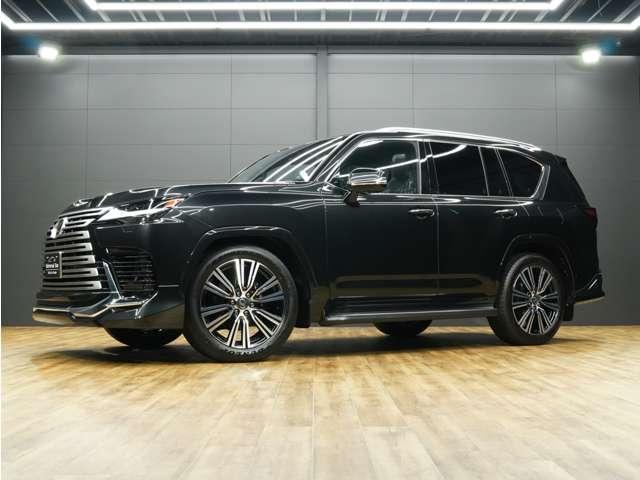 当店はレクサス車をメインにトヨタ車、外車を、常時１００台程の在庫車を所有しております！ご来店前には必ずご連絡をお願いしております！ご来店予約、在庫確認は【０７２−２６７−７２２２】までお願い致します！