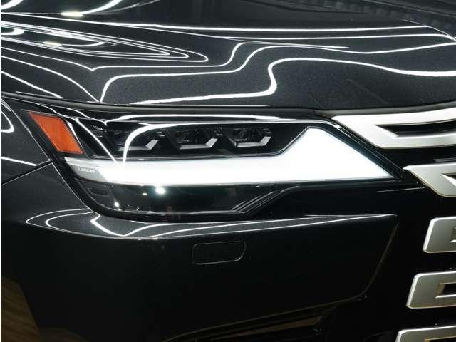 当社ではカスタムにも力入れております！オリジナルエアロ、ホイールをはじめ、当社オリジナルコンプリートカーの製作、その他にも社外ホイール、モデリスタエアロ、ＴＲＤエアロ、何でもご相談下さい！