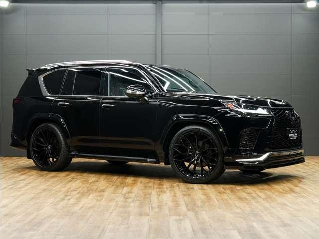 ＬＸ ＬＸ６００　ＵＮＩＶＥＲＳＡＬＤＥＳＩＧＮカスタム（前後エアロ／Ｒウイング／２４ｉｎホイール）／Ｆスポーツ仕様（新品純正部品）／１オーナー車／禁煙／屋内保管／Ｒエンター／ワイヤレス充電／Ｐバックドア／ＥＴＣ２．０（11枚目）
