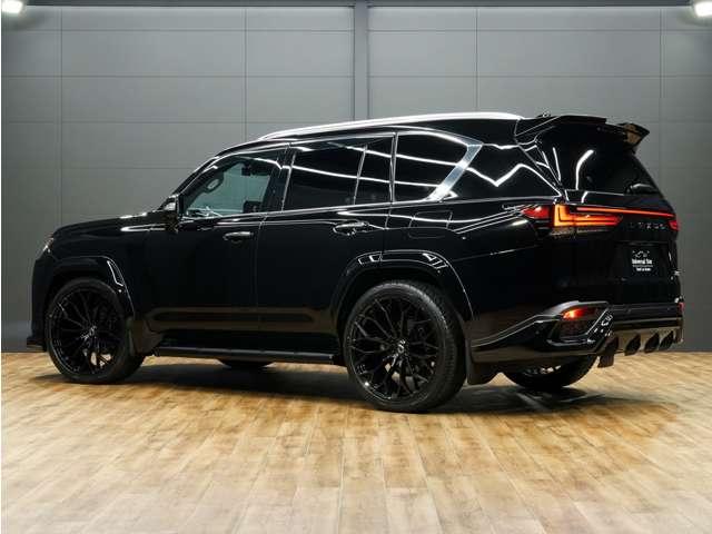 ＬＸ ＬＸ６００　ＵＮＩＶＥＲＳＡＬＤＥＳＩＧＮカスタム（前後エアロ／Ｒウイング／２４ｉｎホイール）／Ｆスポーツ仕様（新品純正部品）／１オーナー車／禁煙／屋内保管／Ｒエンター／ワイヤレス充電／Ｐバックドア／ＥＴＣ２．０（15枚目）